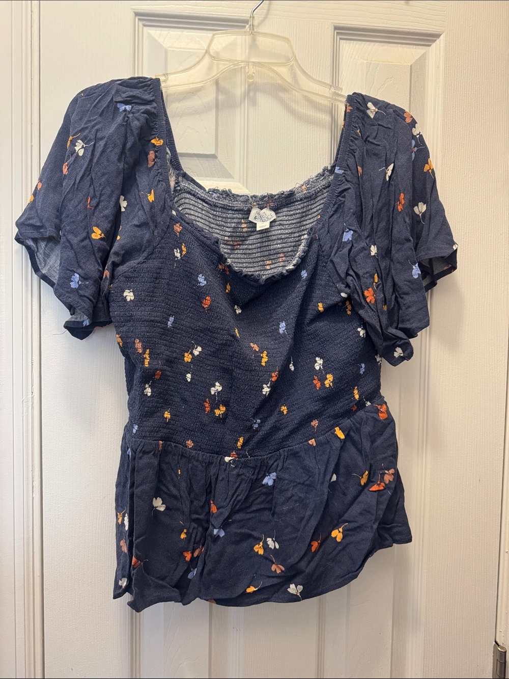 Market & Spruce Navy Floral Puff-Sleeve Peplum Blouse